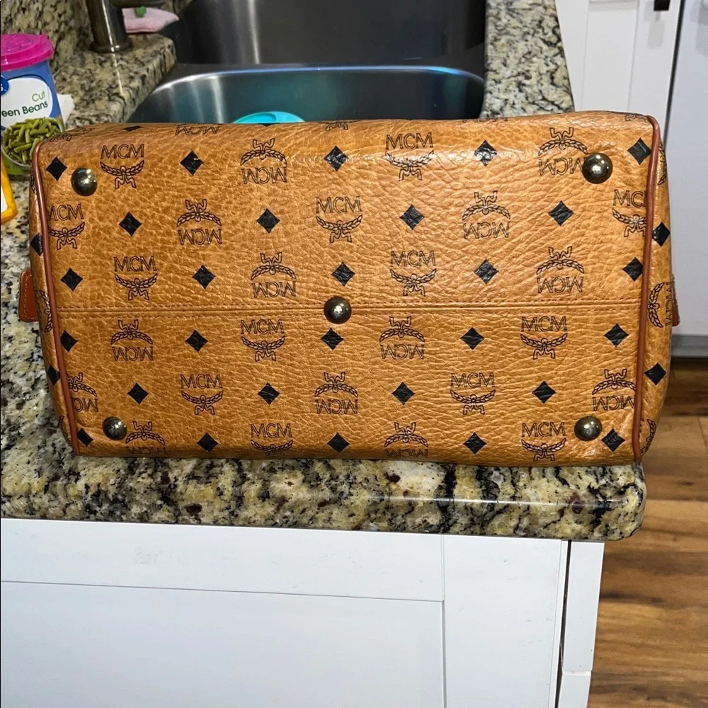 EUC Authentic MCM Boston Visetos Monogram Duffle Handbag - Picture 4 of 7